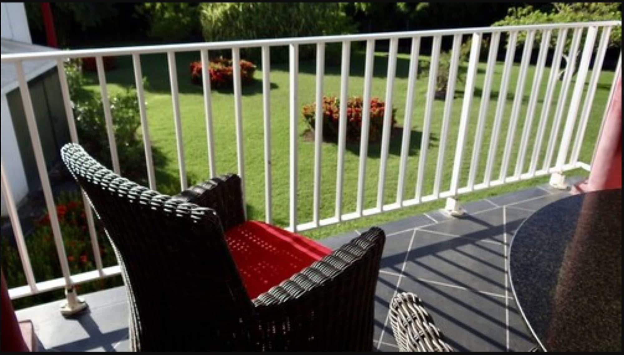 Residence Le Vallon Guadeloupe Parc Piscine Appartements & Studios & Services Hoteliers A La Carte サン・フランソワ エクステリア 写真