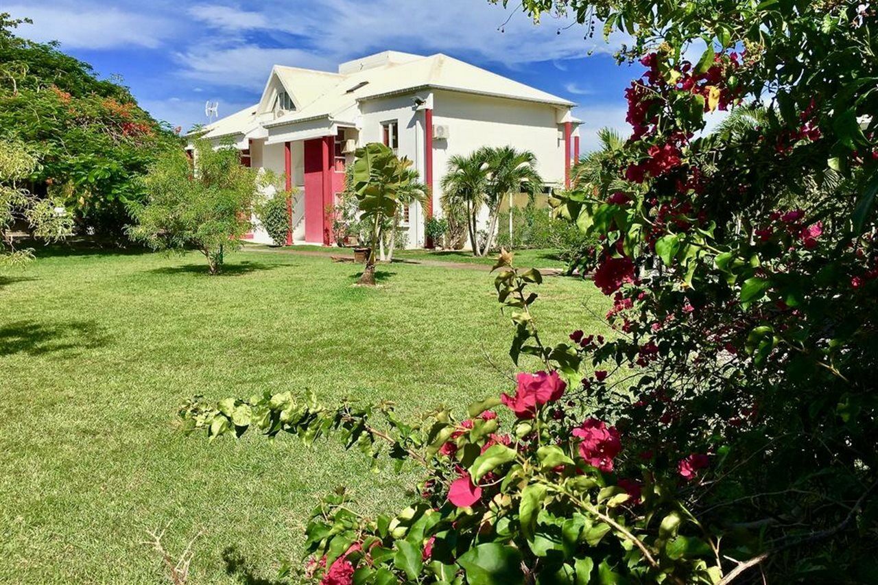 Residence Le Vallon Guadeloupe Parc Piscine Appartements & Studios & Services Hoteliers A La Carte サン・フランソワ エクステリア 写真