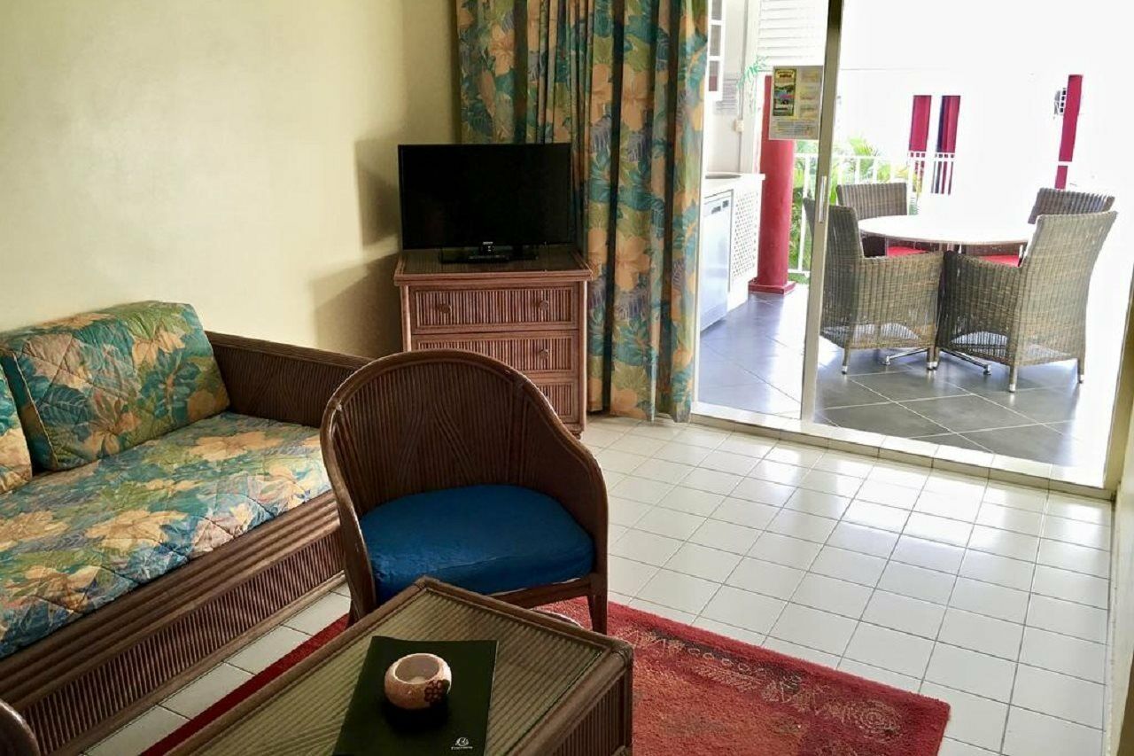 Residence Le Vallon Guadeloupe Parc Piscine Appartements & Studios & Services Hoteliers A La Carte サン・フランソワ エクステリア 写真